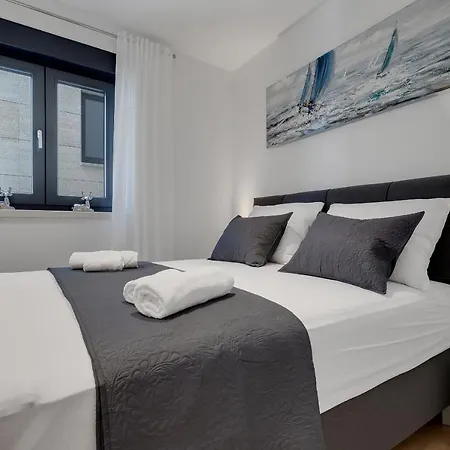 Elite شقة ماكارسكا