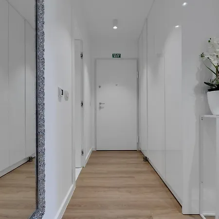 Elite Apartment *